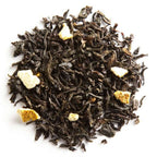 Explorez le Goût Russe 7 agrumes, un mélange de thé noir et d'agrumes inspiré de la tradition russe. Ce subtil assemblage évoque le citron, citron vert, orange douce, orange amère, pamplemousse, bergamote et mandarine. Créé par Palais des Thés, il célèbre le riche patrimoine des thés russes, mêlant les traditions chinoises et indiennes. Découvrez cette fusion de saveurs dans nos créations inspirées du goût russe.