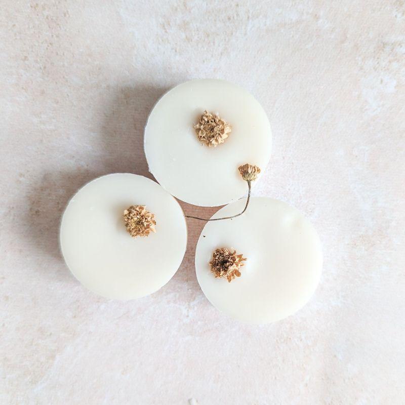 Scented wax melts