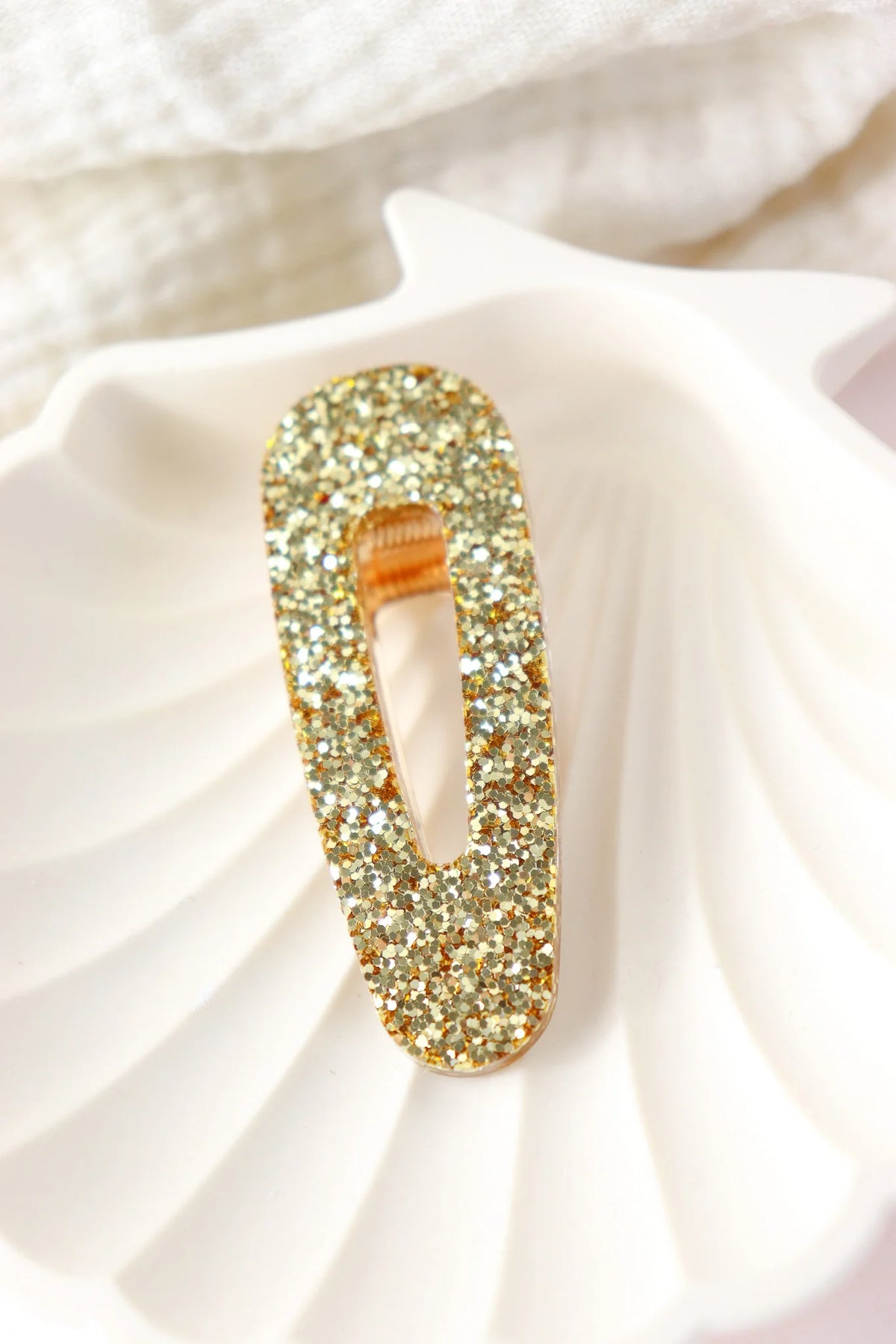 Barrette triangle Paillette